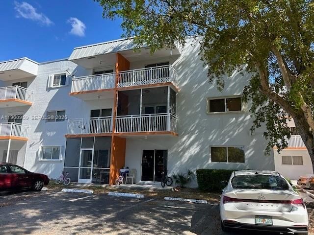 11301 SW 200th St 109-A, Miami, FL 33157