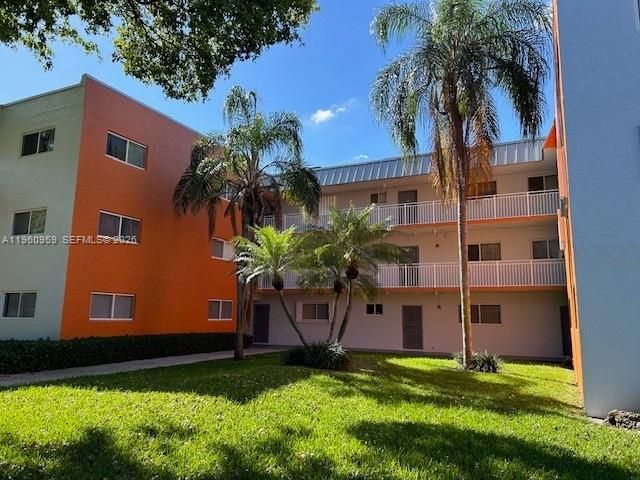 11301 SW 200th St 109-A, Miami, FL 33157