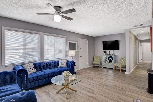 4619 Garden Place, Las Vegas, NV 89107