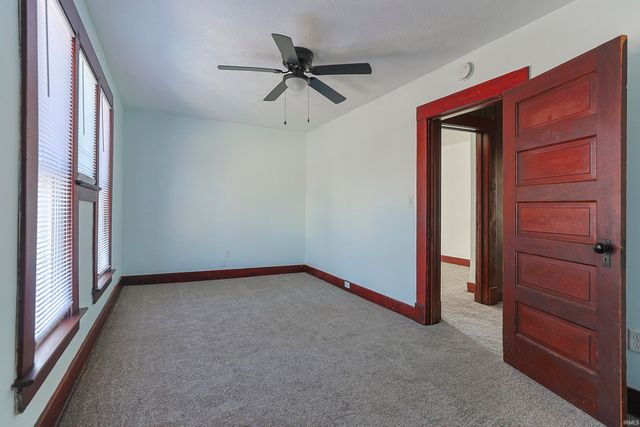 811 S 6Th Street, Goshen, IN 46526