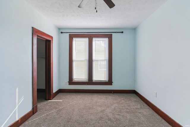 811 S 6Th Street, Goshen, IN 46526