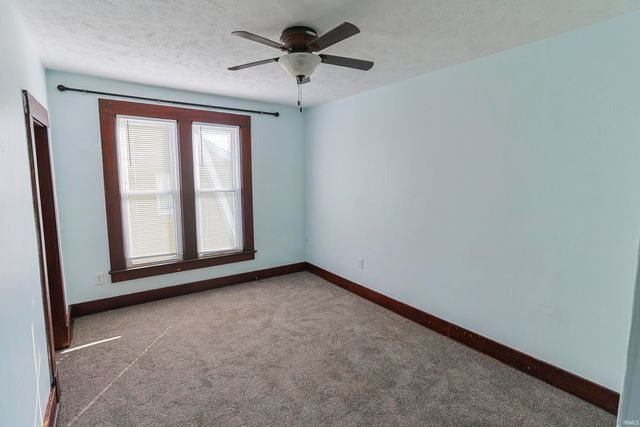 811 S 6Th Street, Goshen, IN 46526