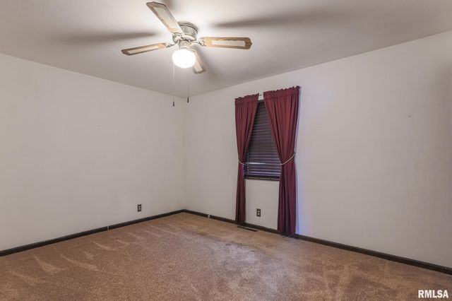 204 CYPRESS Street, Pekin, IL 61554