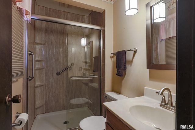 204 CYPRESS Street, Pekin, IL 61554