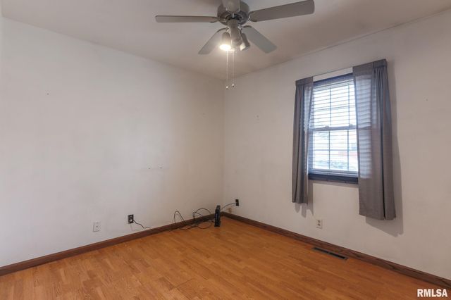 204 CYPRESS Street, Pekin, IL 61554