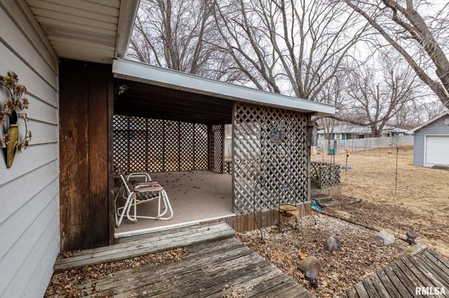 204 CYPRESS Street, Pekin, IL 61554