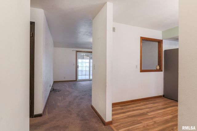 204 CYPRESS Street, Pekin, IL 61554