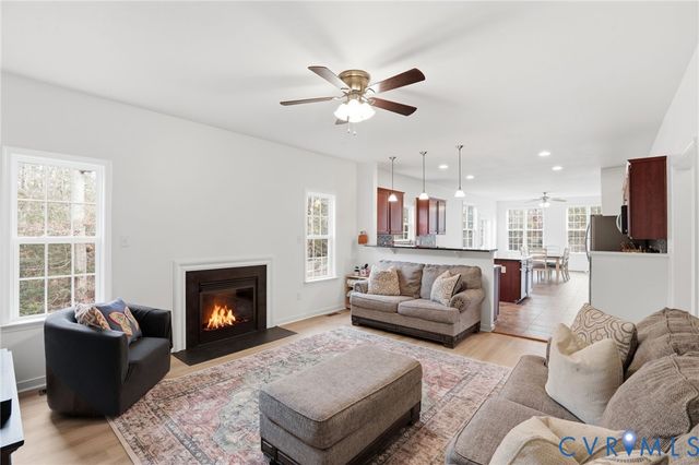 2225 Silver St, Aylett, VA 23009