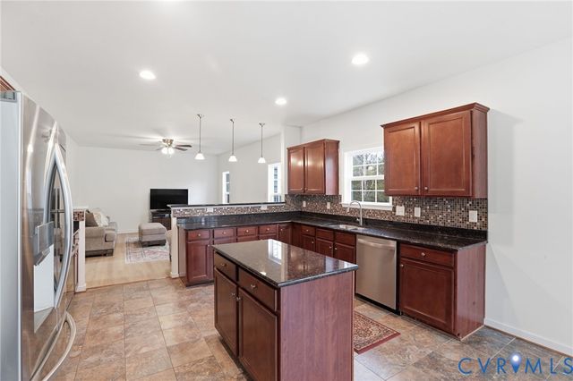 2225 Silver St, Aylett, VA 23009