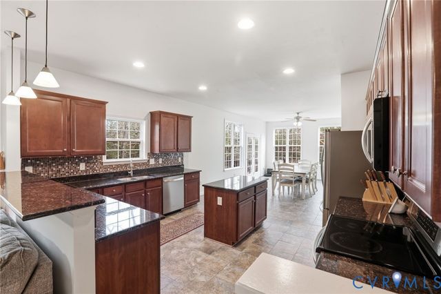 2225 Silver St, Aylett, VA 23009