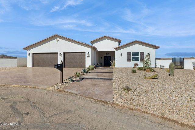 6786 W PALOMINO Way, Coolidge, AZ 85128