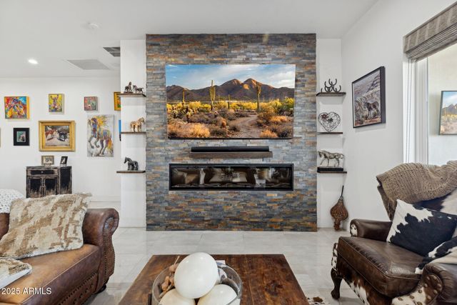 6786 W PALOMINO Way, Coolidge, AZ 85128