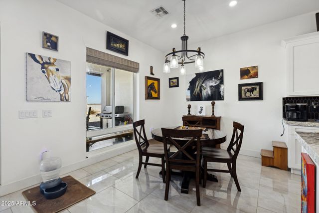 6786 W PALOMINO Way, Coolidge, AZ 85128