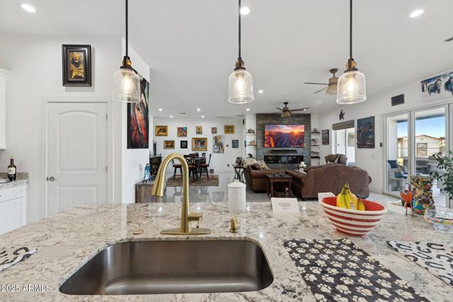 6786 W PALOMINO Way, Coolidge, AZ 85128