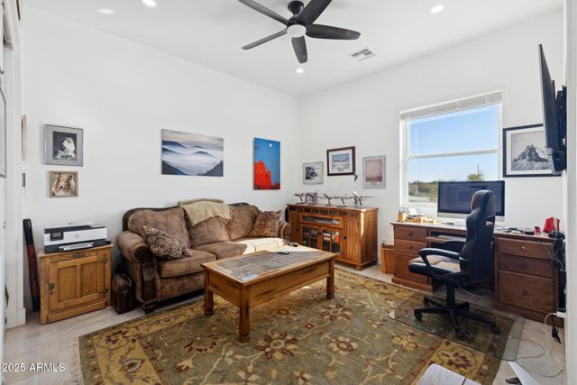 6786 W PALOMINO Way, Coolidge, AZ 85128