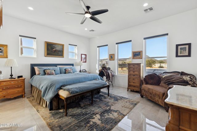 6786 W PALOMINO Way, Coolidge, AZ 85128