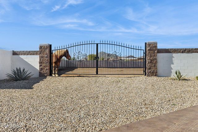 6786 W PALOMINO Way, Coolidge, AZ 85128