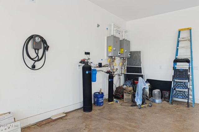 6786 W PALOMINO Way, Coolidge, AZ 85128