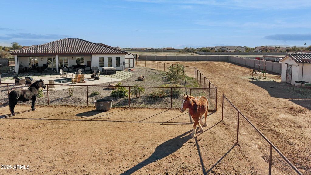 6786 W PALOMINO Way, Coolidge, AZ 85128