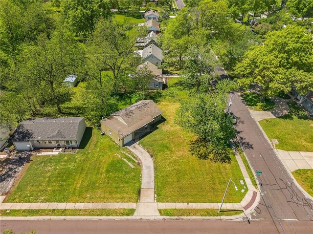 7400 Lamar Avenue, Overland Park, KS 66204