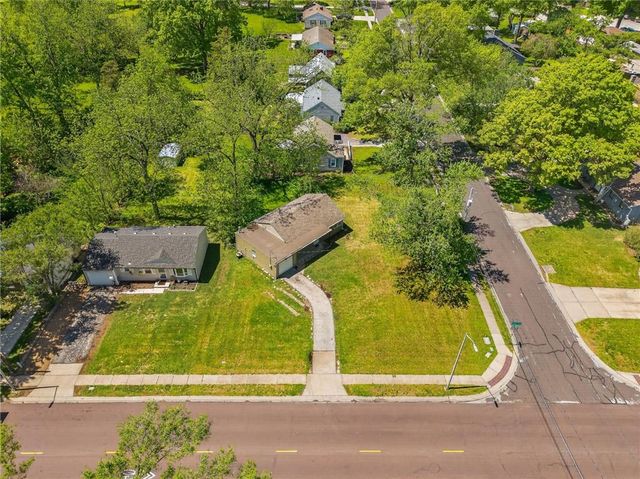 7400 Lamar Avenue, Overland Park, KS 66204