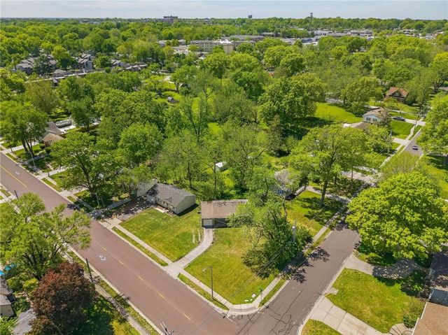 7400 Lamar Avenue, Overland Park, KS 66204