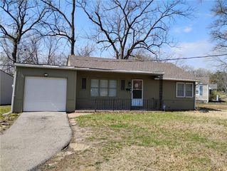 7400 Lamar Avenue, Overland Park, KS 66204