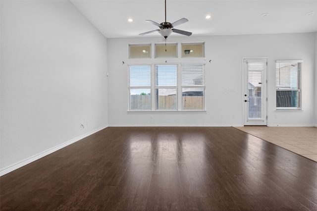 8728 Maple Ridge Trail, Fort Worth, TX 76244