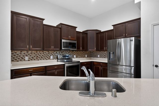 8728 Maple Ridge Trail, Fort Worth, TX 76244