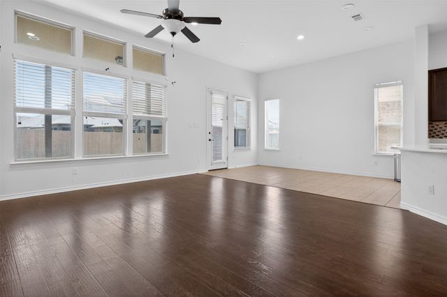 8728 Maple Ridge Trail, Fort Worth, TX 76244