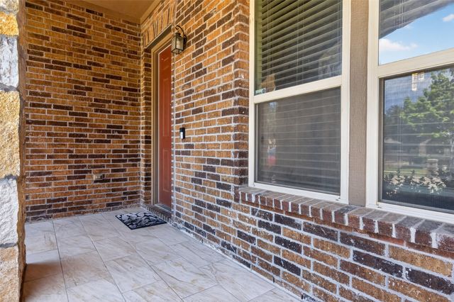8728 Maple Ridge Trail, Fort Worth, TX 76244