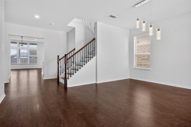 8728 Maple Ridge Trail, Fort Worth, TX 76244