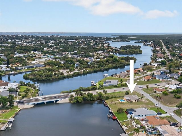 2484 BROAD RANCH DRIVE, Port Charlotte, FL 33948