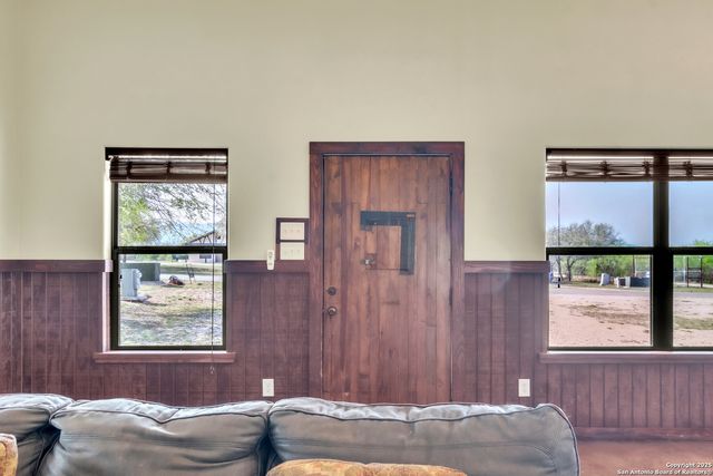 723 Tierra Linda, Concan, TX 78838