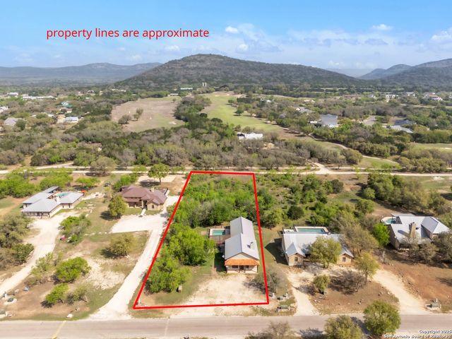 723 Tierra Linda, Concan, TX 78838