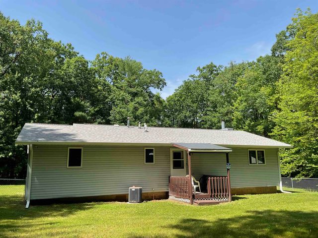 3300 E Arnold Lake Road, Harrison, MI 48625