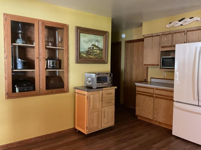 3300 E Arnold Lake Road, Harrison, MI 48625