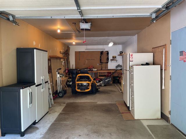 3300 E Arnold Lake Road, Harrison, MI 48625
