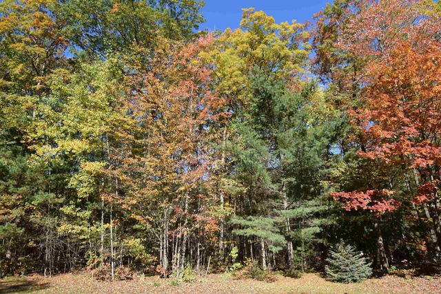 3300 E Arnold Lake Road, Harrison, MI 48625