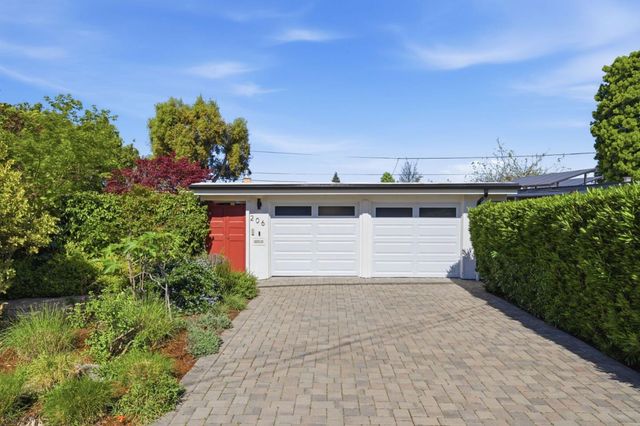 206 Thompson Avenue, Mountain View, CA 94043