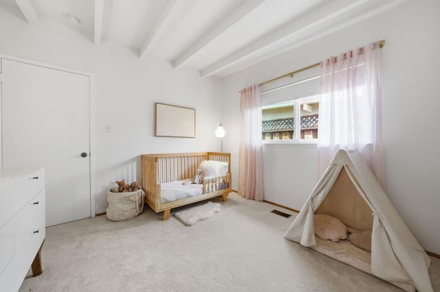 206 Thompson Avenue, Mountain View, CA 94043