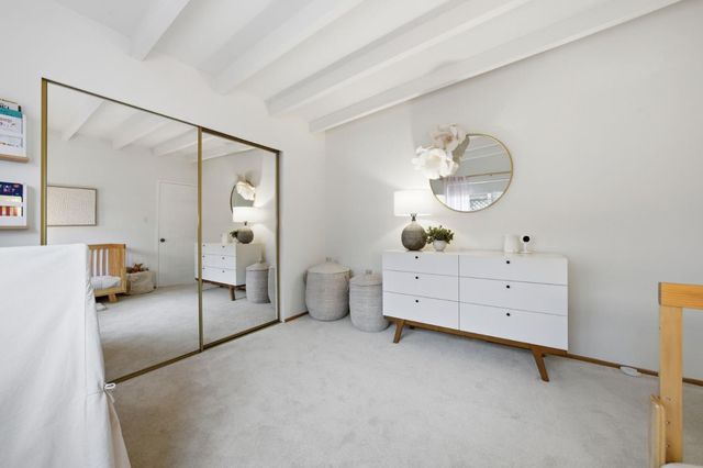 206 Thompson Avenue, Mountain View, CA 94043