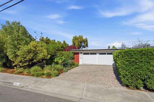 206 Thompson Avenue, Mountain View, CA 94043