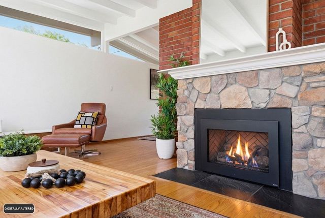 206 Thompson Avenue, Mountain View, CA 94043