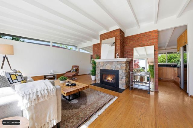 206 Thompson Avenue, Mountain View, CA 94043