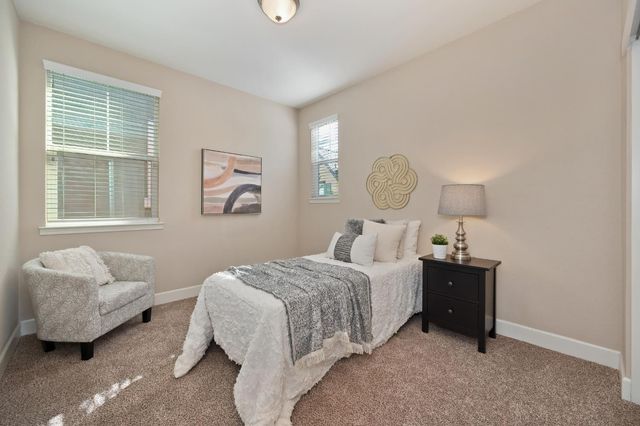 908 Lyon Pl, Roseville, CA 95747