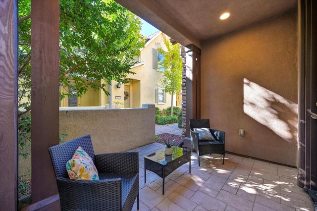 908 Lyon Pl, Roseville, CA 95747