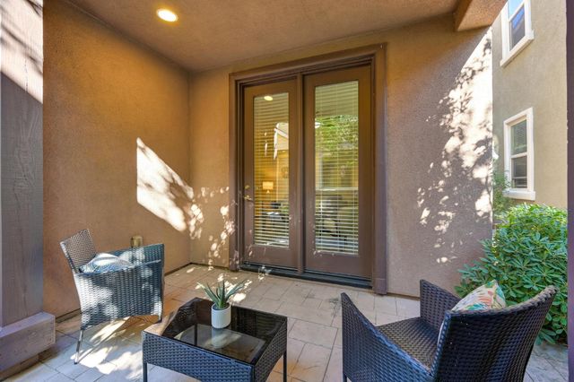 908 Lyon Pl, Roseville, CA 95747