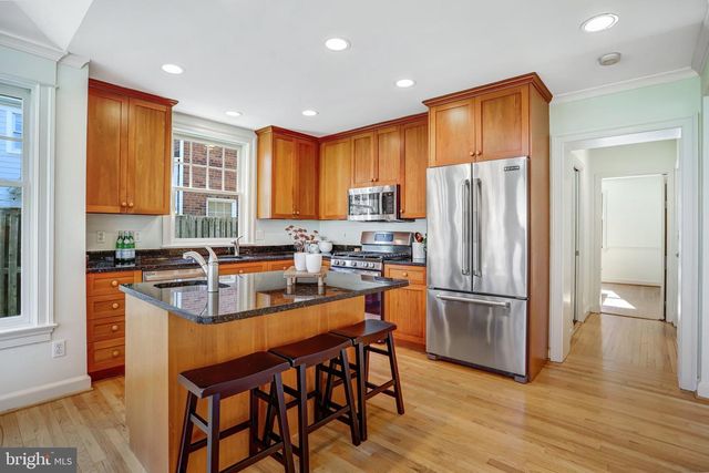 6312 31ST PL NW, Washington, DC 20015