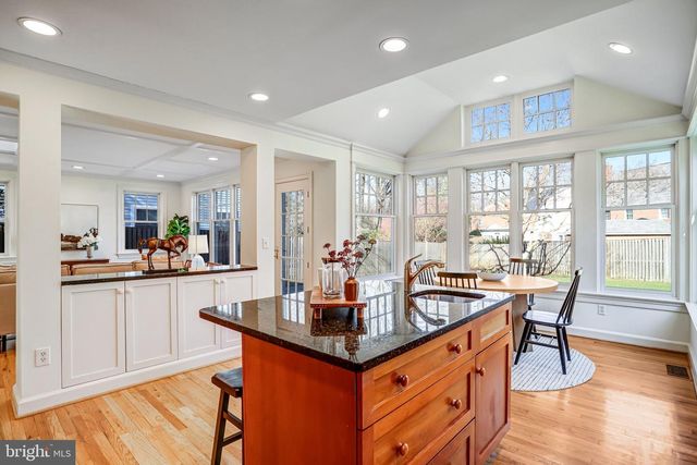 6312 31ST PL NW, Washington, DC 20015